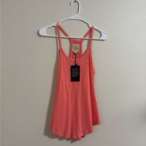 5/$55 !! 🔥 NWT CHASER Coral Sleeveless Women's Top